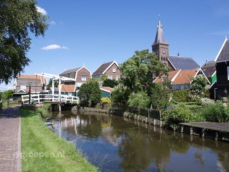 Monnickendam in Noord-Holland met een grote keuken- Belvilla by Oyo